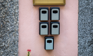 Νέα νομοθεσία για τα Airbnb στην Ελλάδα: Τι αλλαγές έρχονται το 2025;