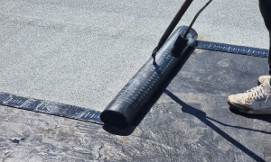 Υγρομόνωση ταράτσας: Πότε τη χρειάζεσαι & πόσο κοστίζει πραγματικά